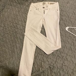 0 White skinny jeans